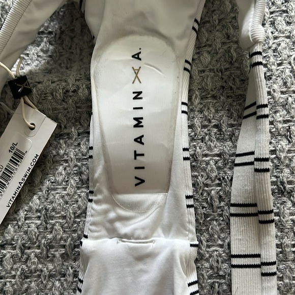 Brazilian cut bottoms - Picture 4 of 4